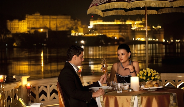 destination_dining_at_sheesh_mahal_-_the_leela_palace_udaipur_copy
