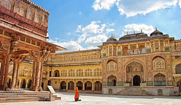 10-amberfort