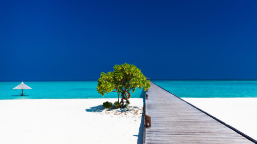 conrad-maldives-beach-wooden-walkway