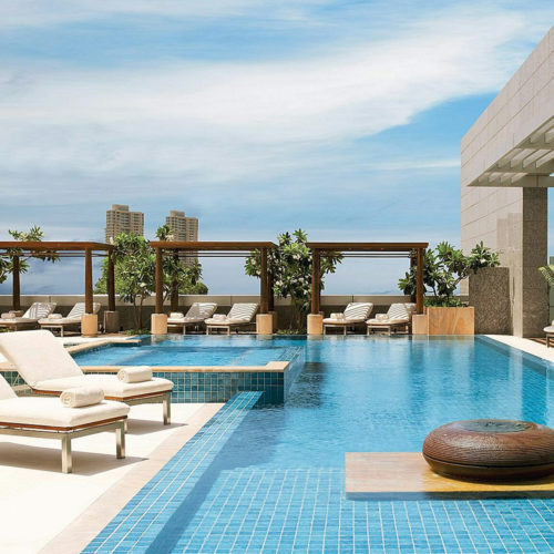 four-seasons-pool