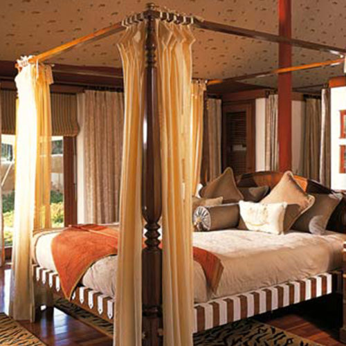 Bedroom at The Oberoi Vanyavilas