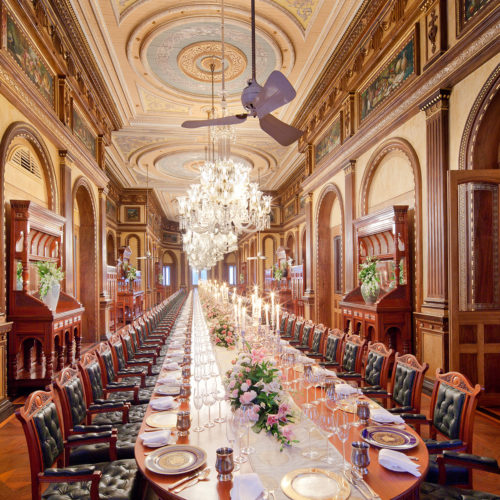 taj-falaknuma-palace-dining-room