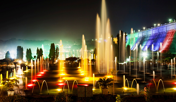 The Brindavan Gardens are famous for their illuminated fountain show © saiko3p/iStock