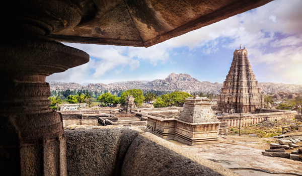 Travellers can also explore Hampi during a luxury train journey © byheaven/iStock
