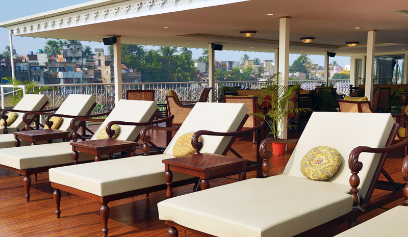 Ganges Voyager | Sundeck