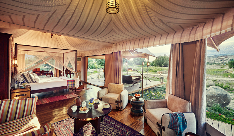 Mountain Hotels | The Ultimate Travelling Camp