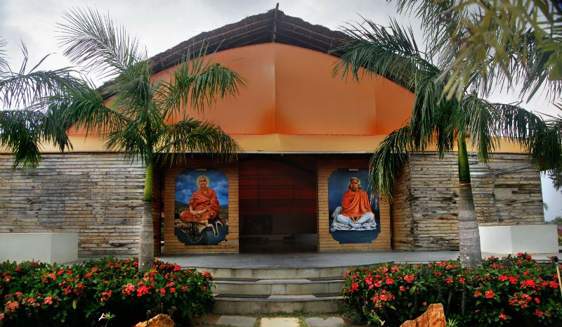 Yoga India | Shivananda Meenakshi Ashram