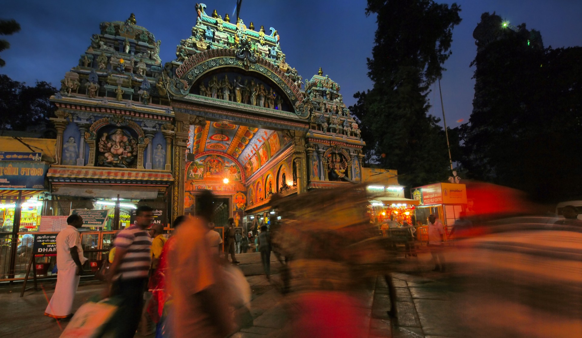 Religious Rituals | Meenakshi Temple iStock-DavorLovincic (1)