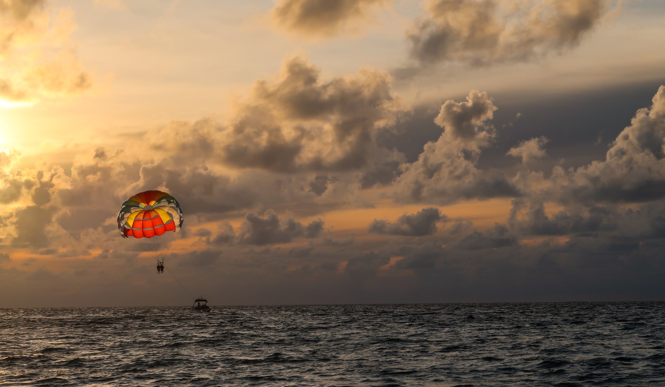 Goa with Children | Parasailing