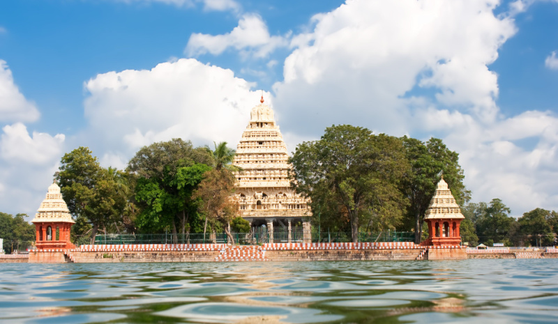 Family guide to Tamil Nadu - site of Teppam Floating Festival 