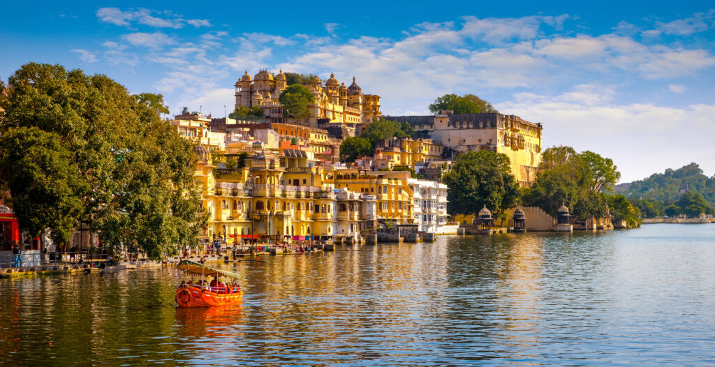 City Palace and Pichola Lake in Udaipur, Rajasthan, India